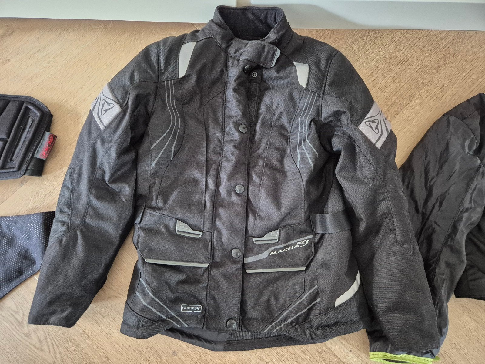 Compleet dames Macna motorpak, zwart, S, weinig gebruikt, Motoren, Ophalen, Combipak, Dames, Tweedehands