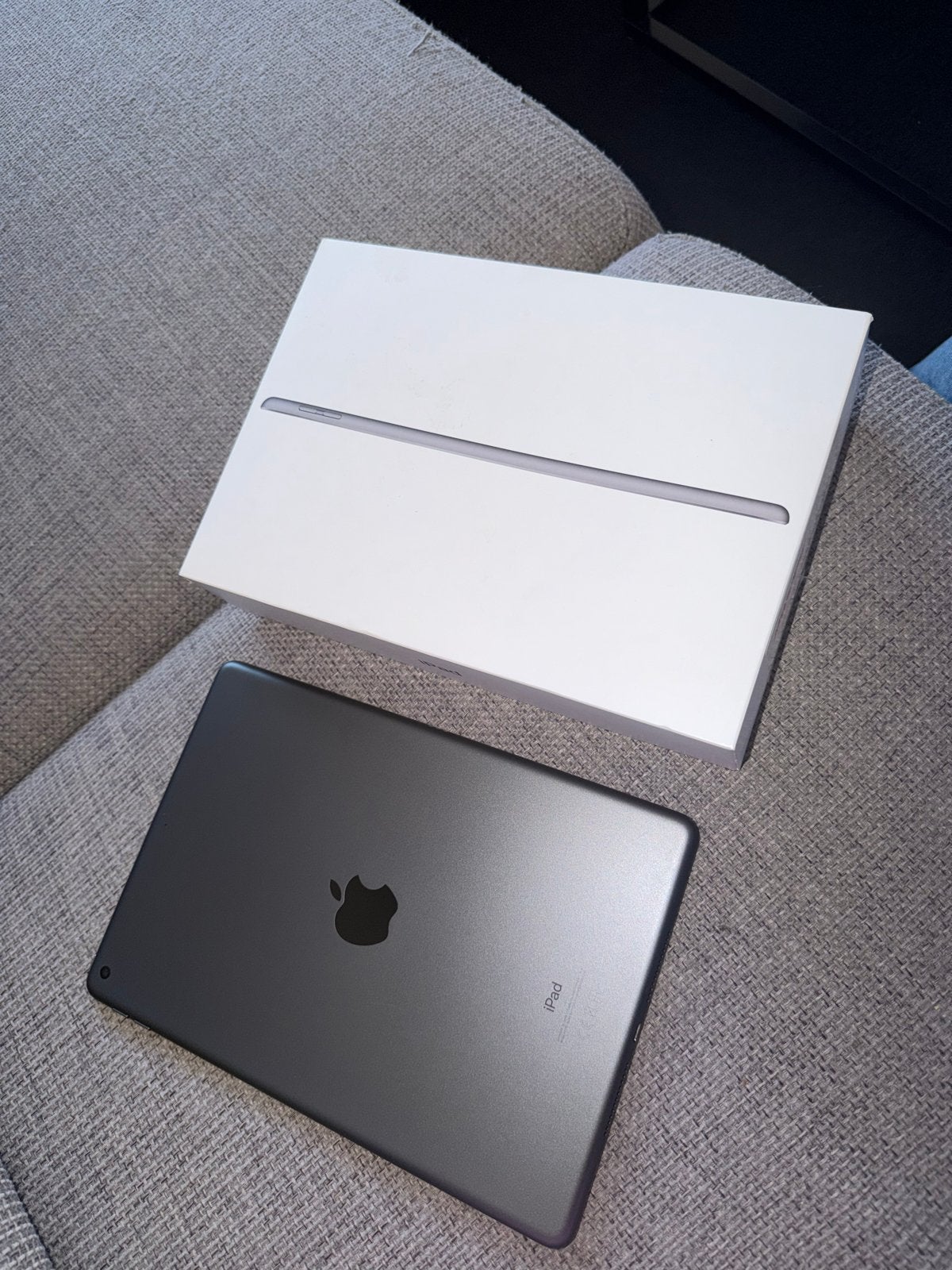 iPad 8e generatie Space Grey 32GB Wifi + 4G, Computers en Software, Apple iPads, Ophalen, 32 GB, Apple iPad, Zo goed als nieuw