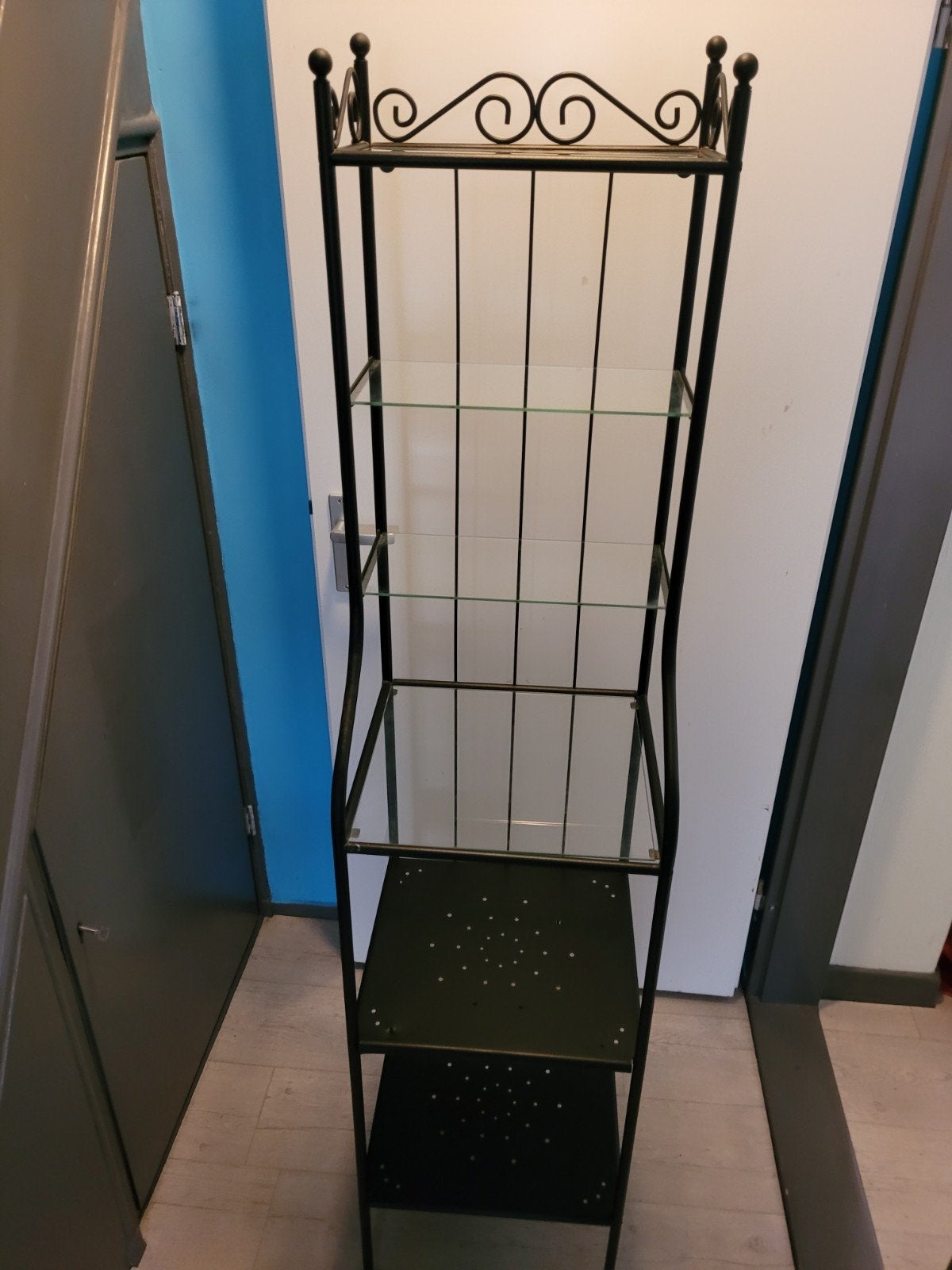 Zwart metalen rek met glazen planken, Ophalen