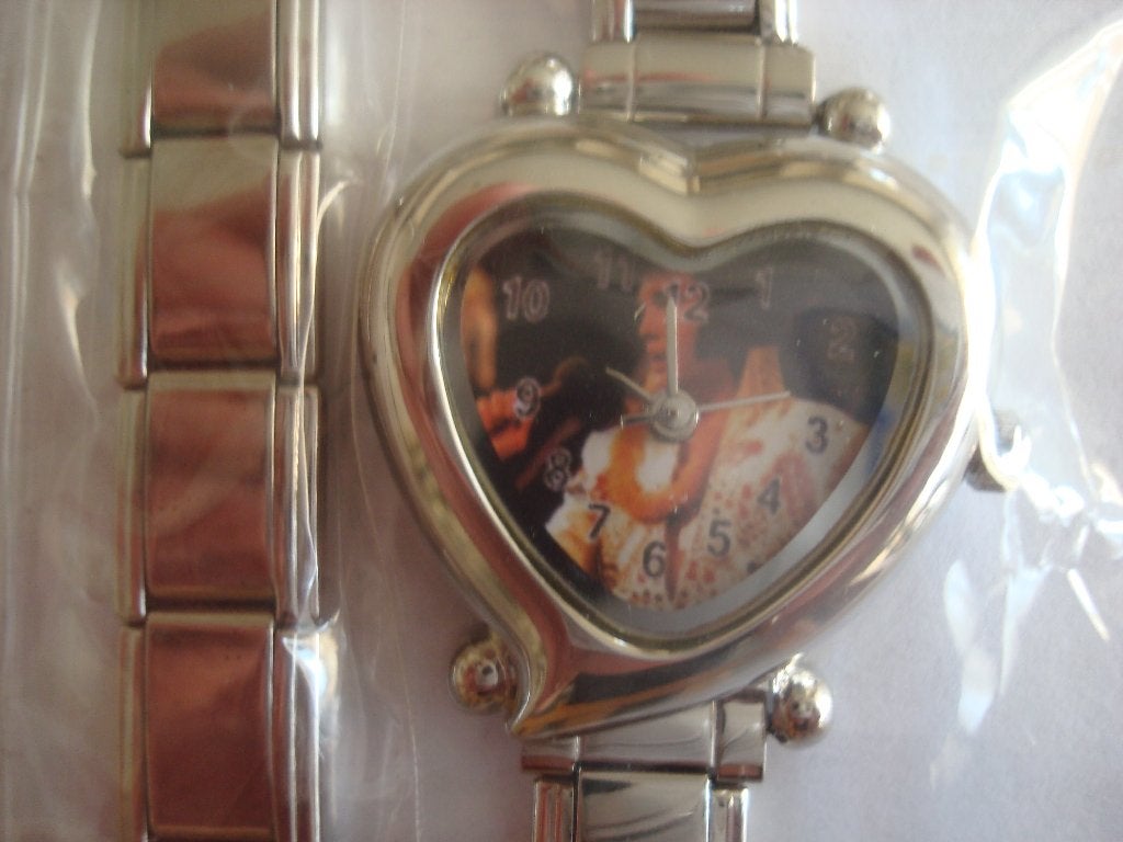 Dameshorloge Elvis Presley model hart, Verzamelen, Ophalen of Verzenden, Nieuw, Kleding