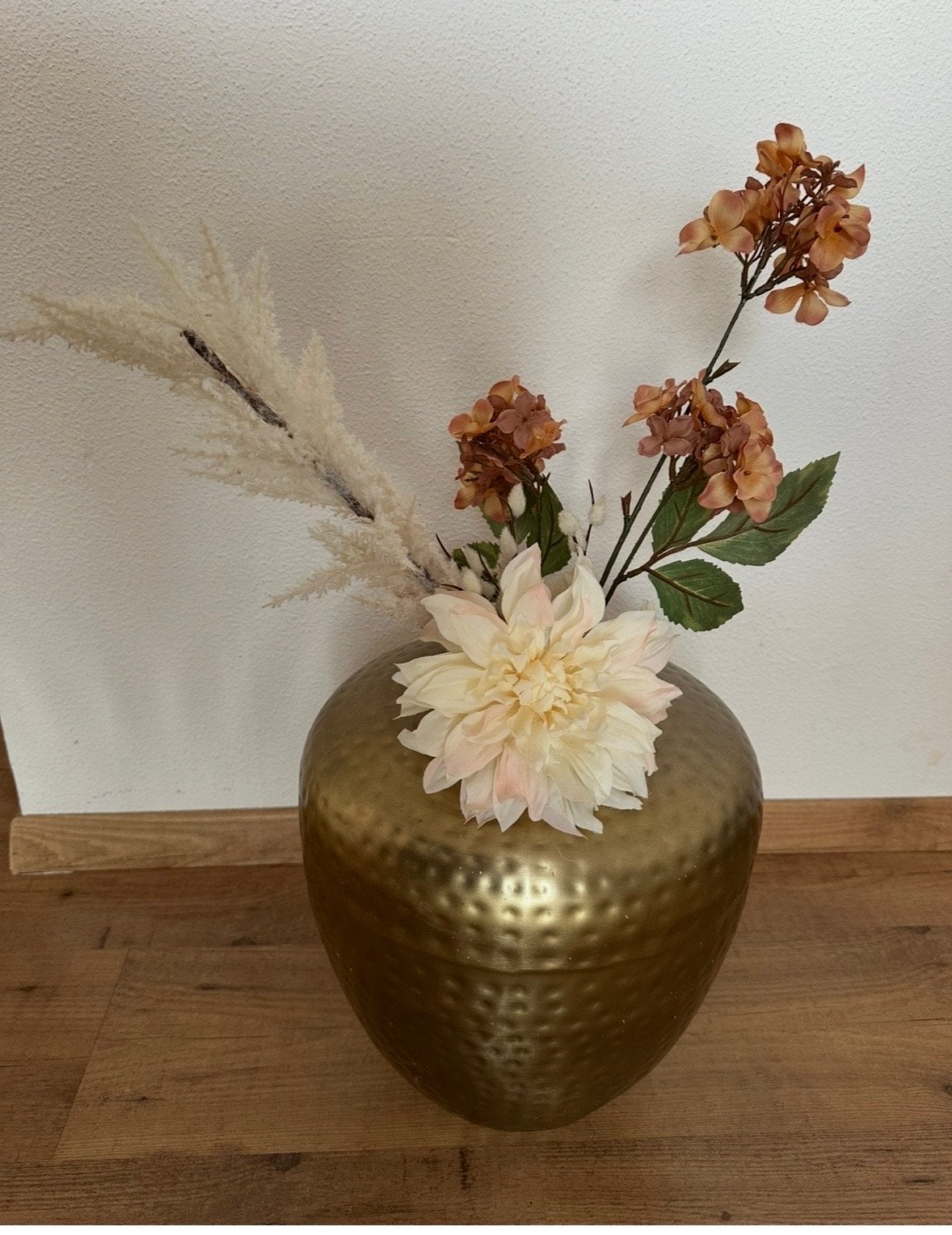 Gouden vaas met bloemen, Ophalen of Verzenden