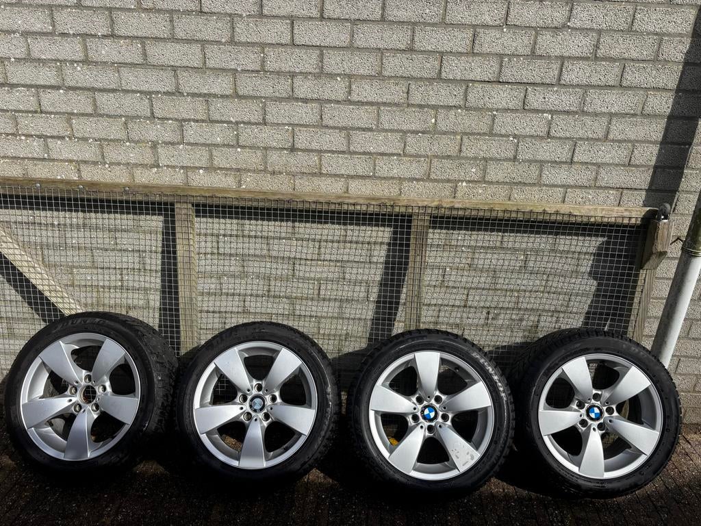 Originele BMW 17 inch velgen met winter runflat banden, Ophalen, Gebruikt, Banden en Velgen, 17 inch