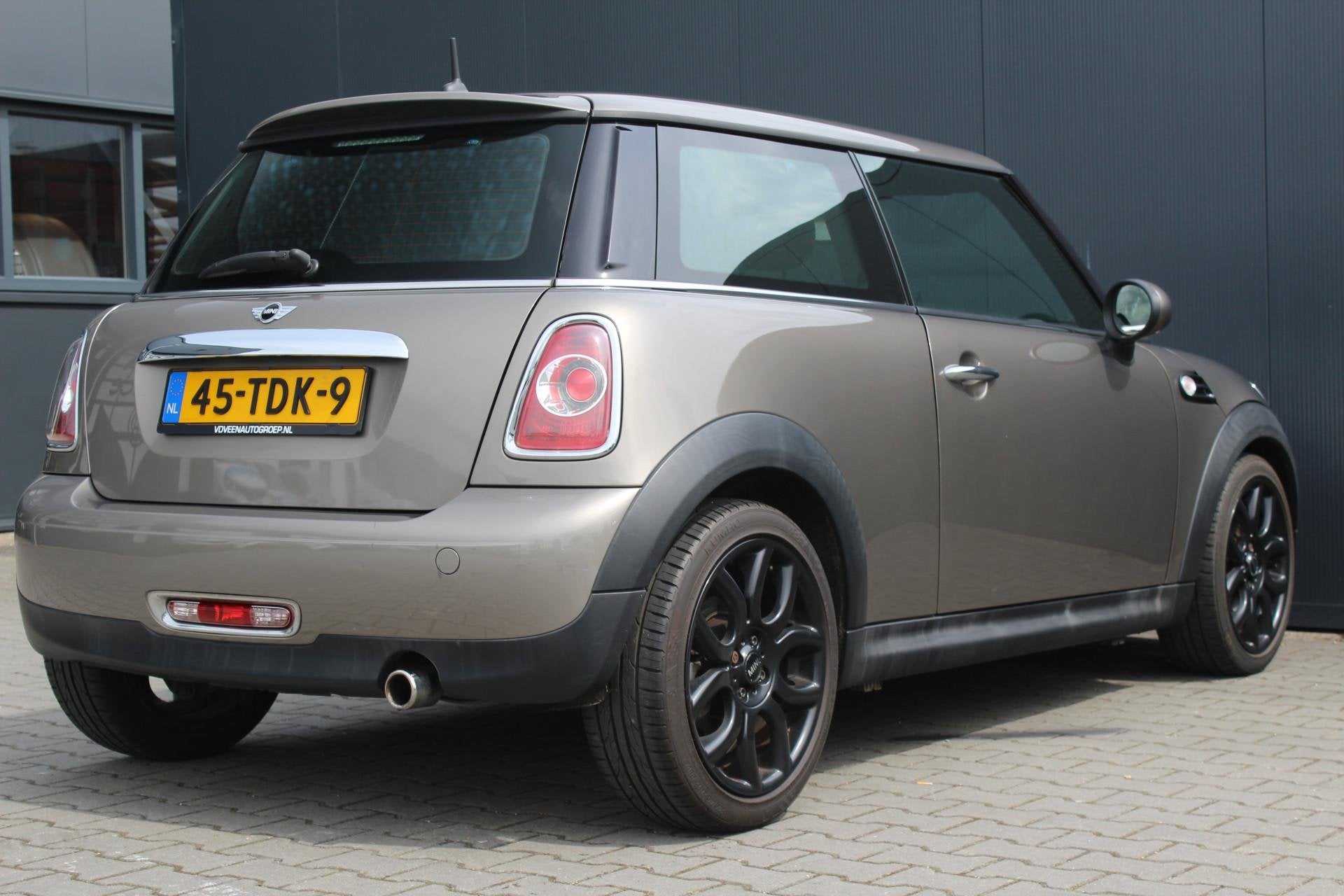 MINI Mini 1.6 One Red Hot | Airco | Sport stand | Radio | El, Auto's, Mini, Voorwielaandrijving, Euro 5, Stof, Gebruikt