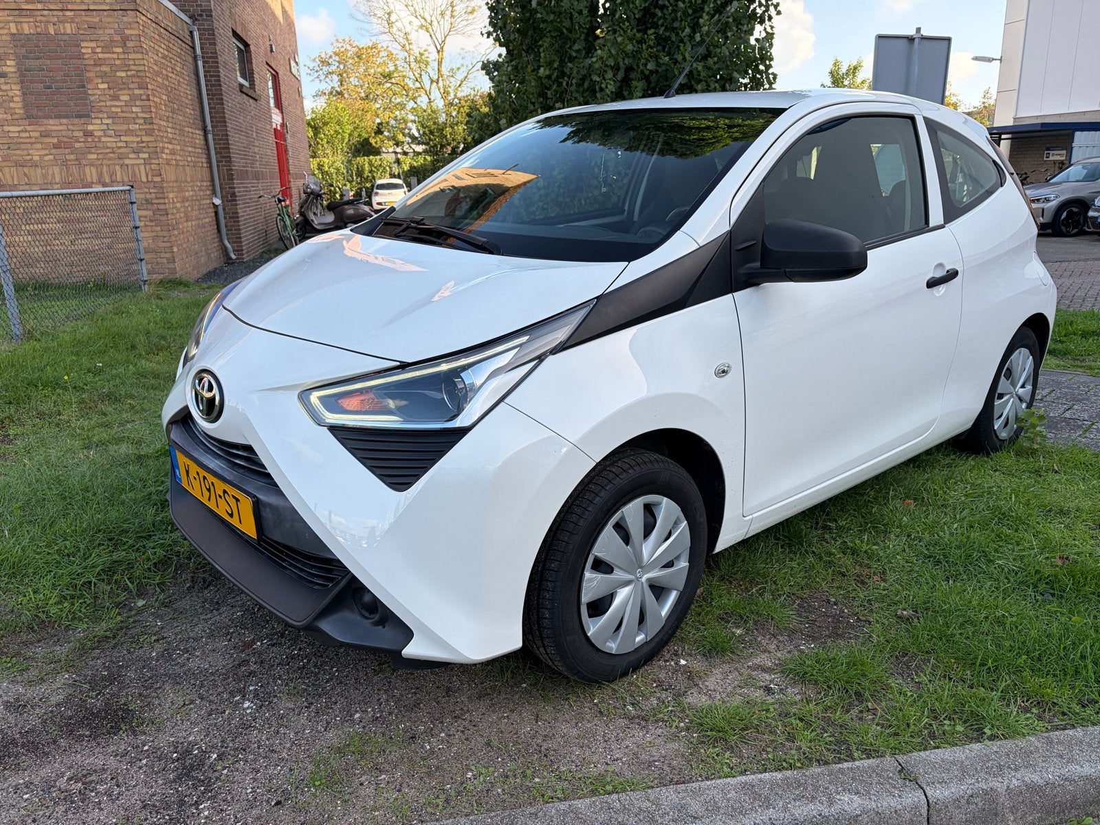 Toyota Aygo 1.0 Vvt-i 72pk 3D 2021 Wit