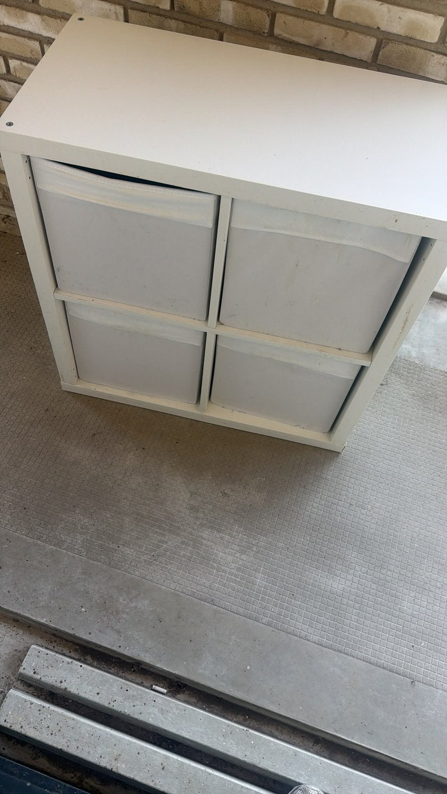 IKEA Kallax kast wit 4x2 met 4 witte opbergmanden, Ophalen, Gebruikt