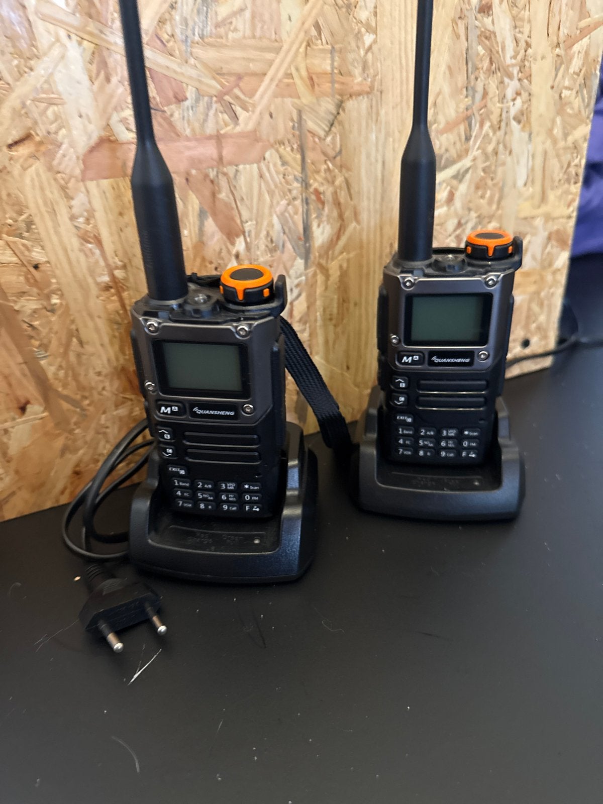 Quansheng Portofoons met opladers en IJv-software (2 stuks), Gebruikt, 5 tot 15 km, Ophalen of Verzenden, Portofoon of Walkie-talkie