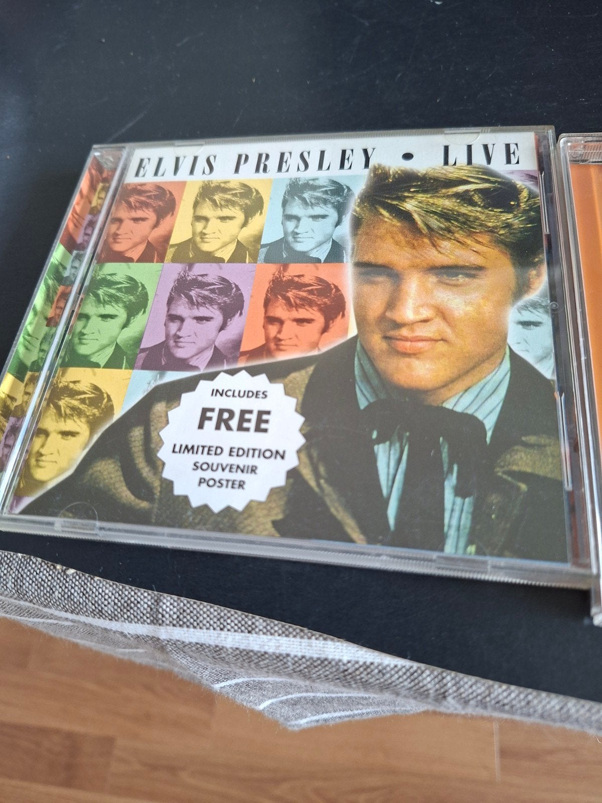Elvis Presley, Ophalen, Zo goed als nieuw, Levenslied of Smartlap