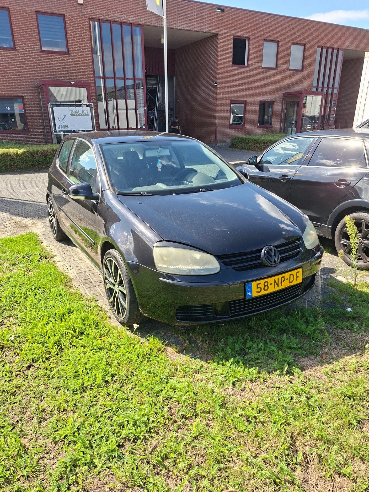Volkswagen Golf 1.4 16V 55KW 3D 2004 Zwart, Auto's, Voorwielaandrijving, 15 km/l, 74 pk, 4 cilinders