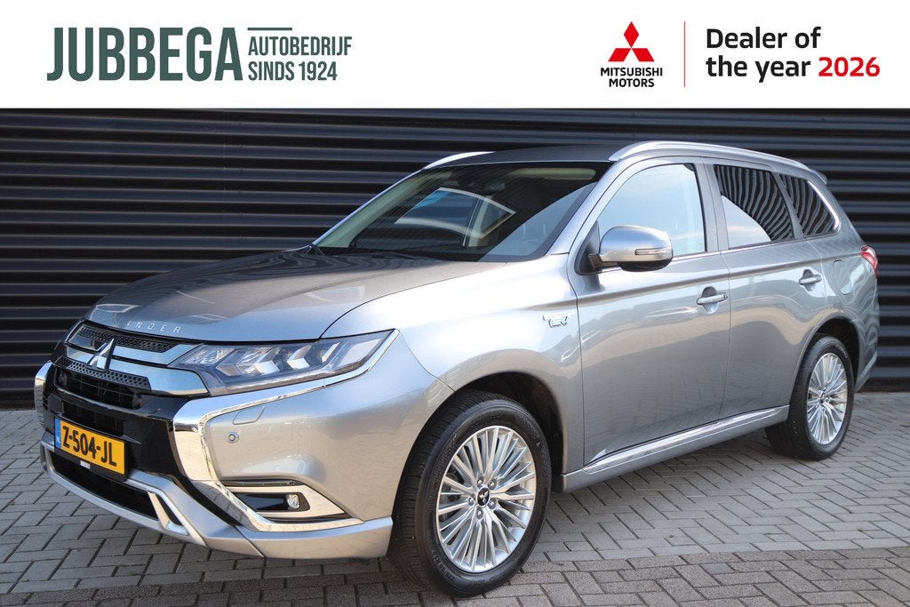 Mitsubishi Outlander 2.4 PHEV Intense Trekhaak (bj 2019), Auto's, Mitsubishi, Automaat, 12 maanden, 4 cilinders, 120 €/maand