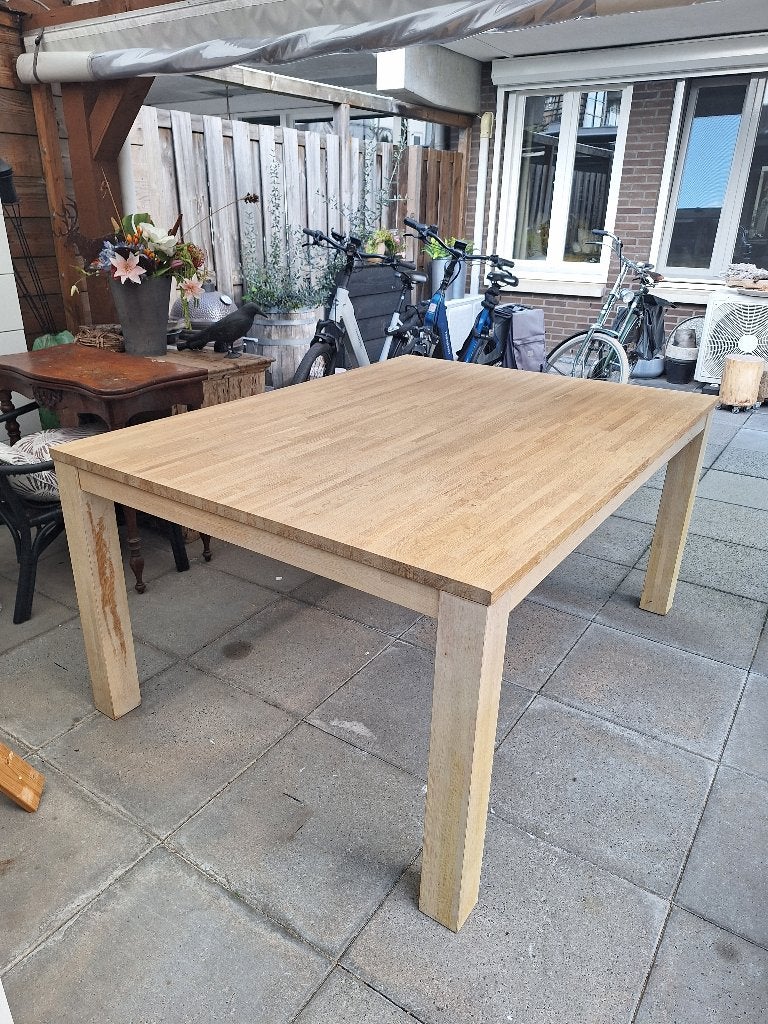 Eettafel/bureau, Huis en Inrichting, Gebruikt, 100 tot 150 cm, Ophalen of Verzenden, Vijf personen of meer