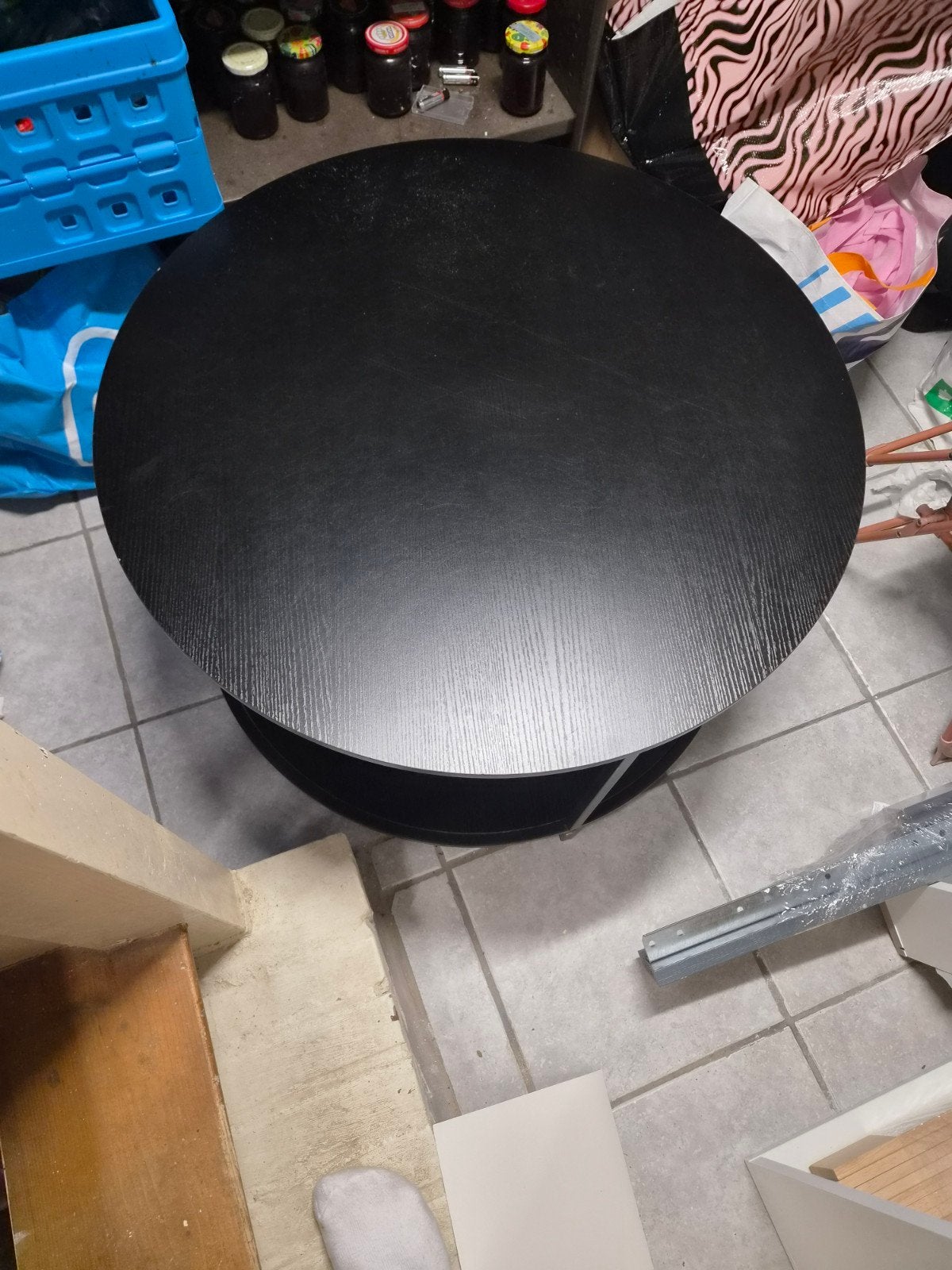 Ronde zwarte salontafel met opbergruimte, 50 – 75, 50 tot 100 cm, Rond, 50 tot 100 cm