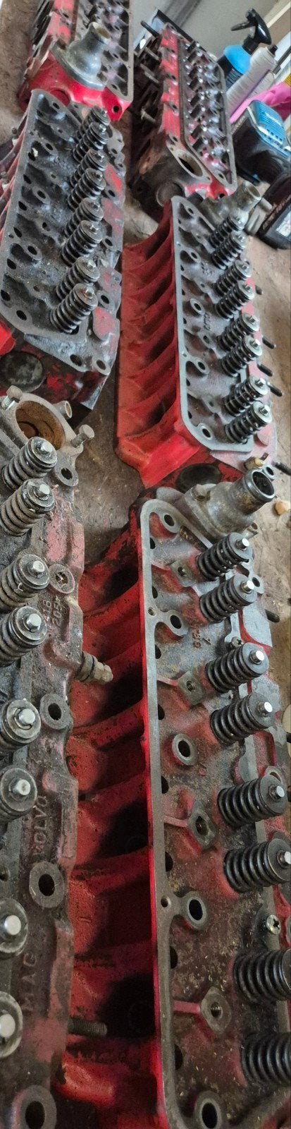 Tekoop diverse b18/b20 cilinderkoppen volvo, Ophalen, Nieuw, Volvo