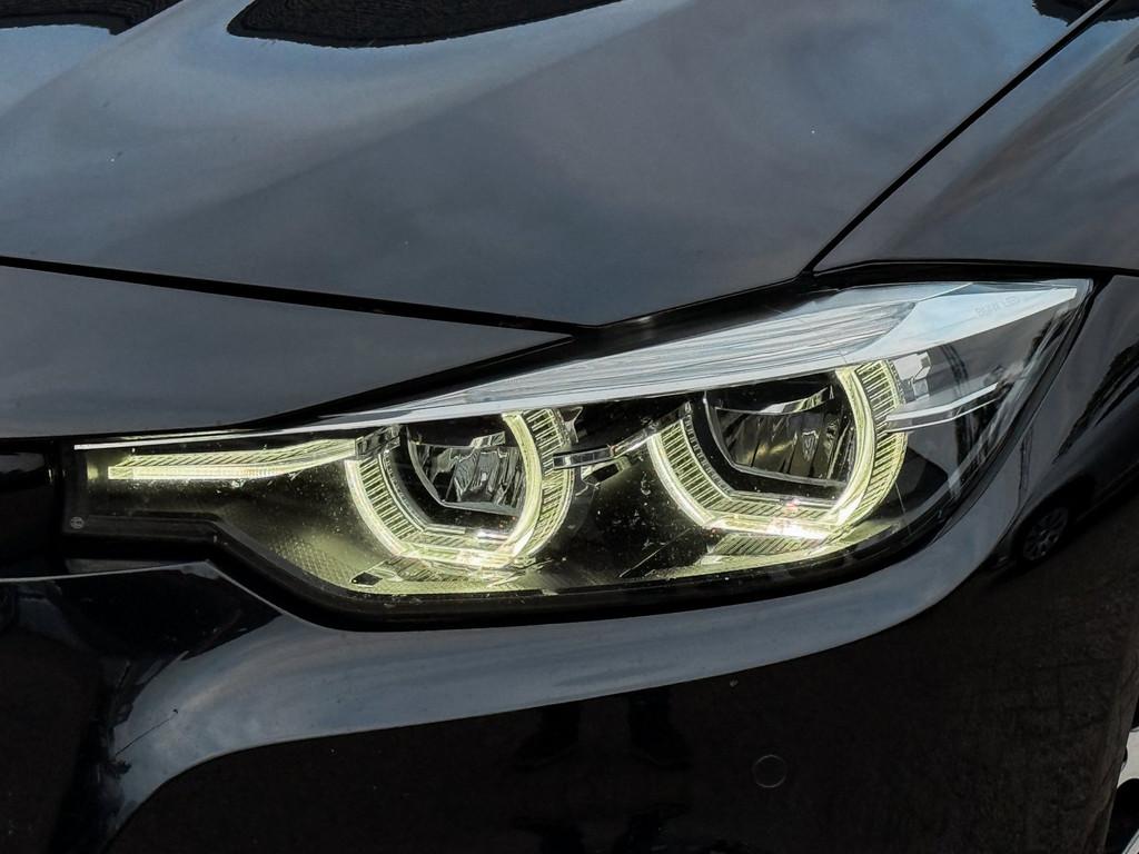 BMW 3-serie Touring 318i AUT LCI M-Sport Edition CAMERA/HIFI, Auto's, Automaat, Automatische klimaatregeling, Gebruikt, 1465 kg