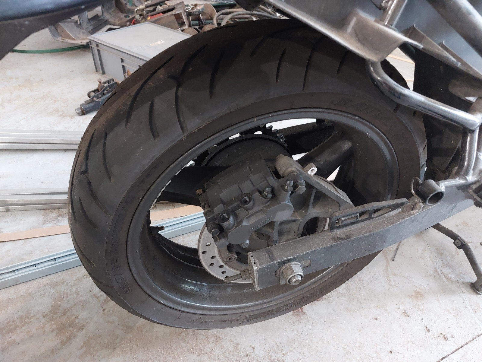 Honda CBR SC24 (onderdelen/project), Motoren, Ophalen