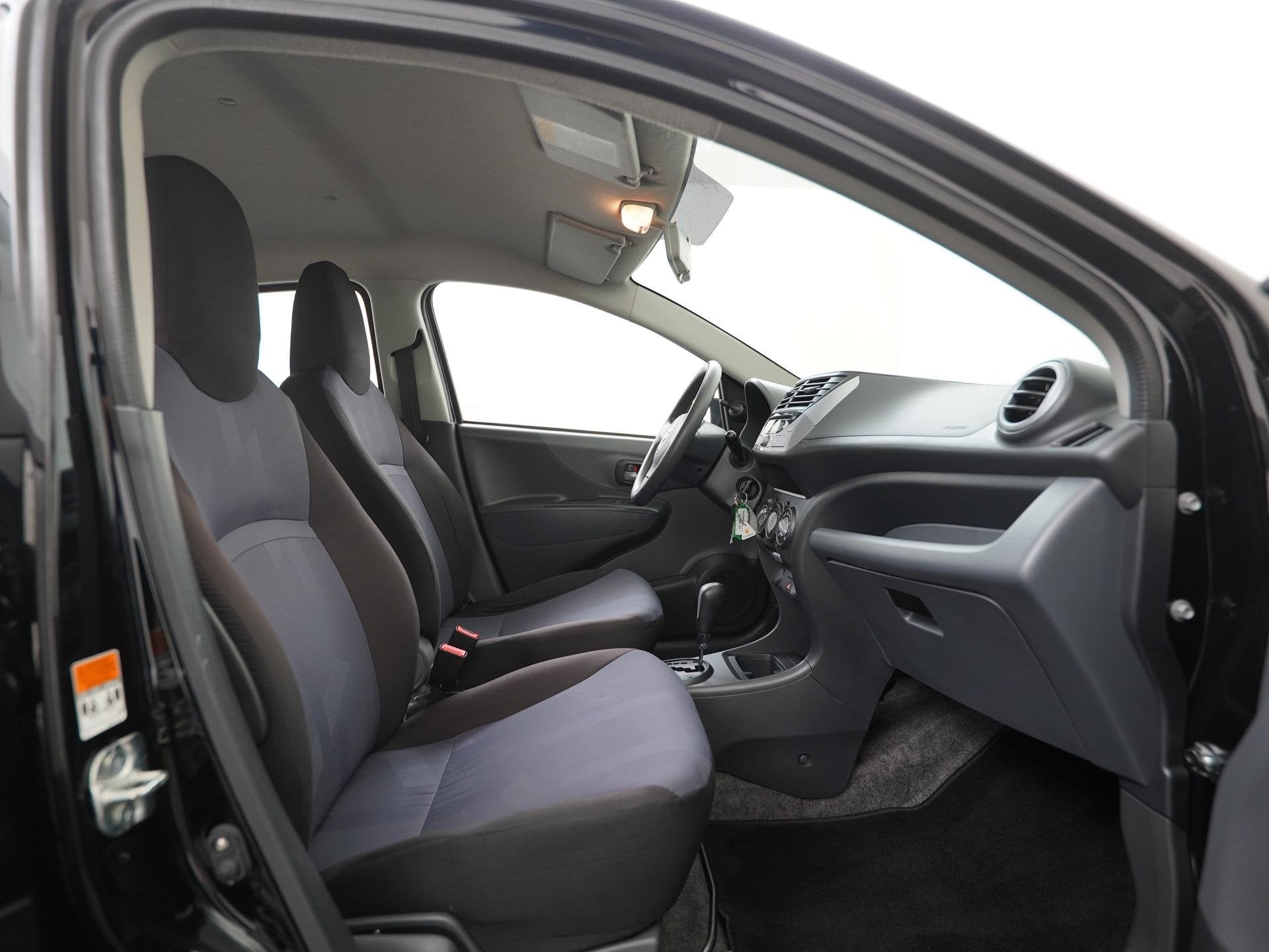 Suzuki Alto 1.0 Celebration VVT Automaat | Airco | Lichtmeta, Stof, Gebruikt, 4 stoelen, Origineel Nederlands
