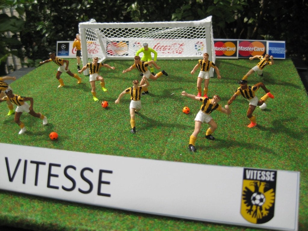 VITESSE, Verzenden, Nieuw, Vitesse, Vaantje of Sjaal