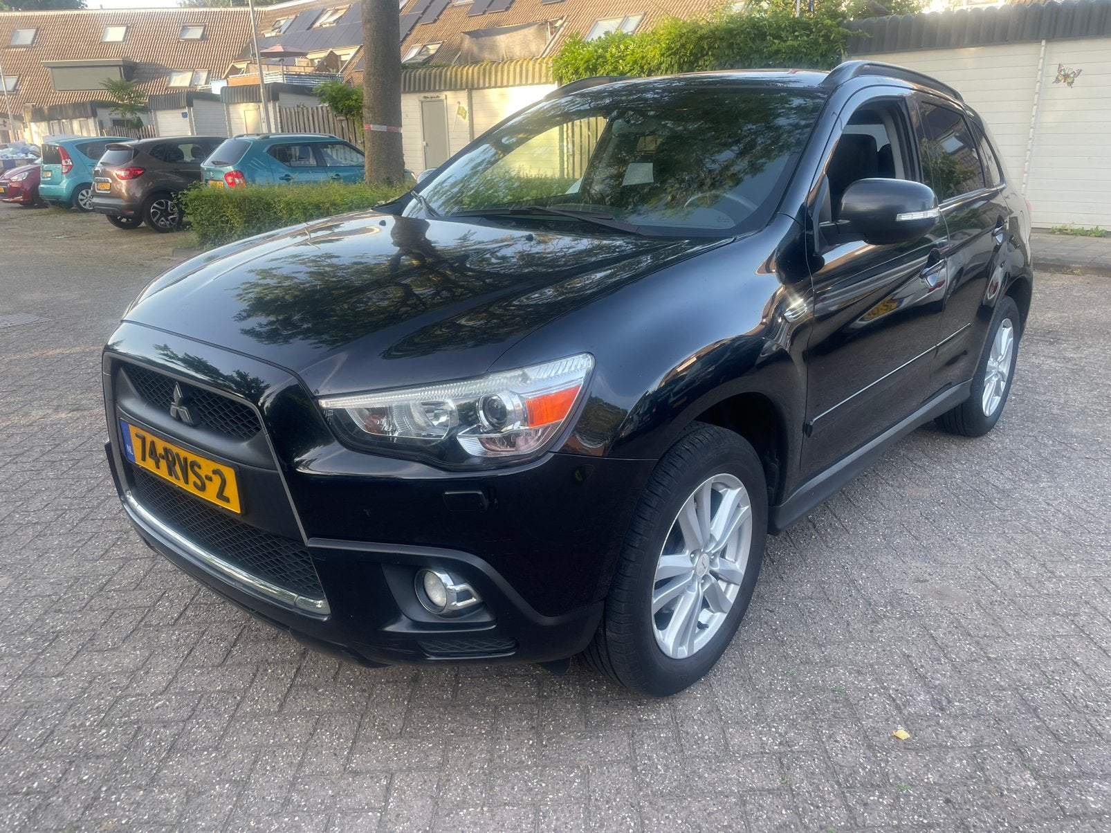 Mitsubishi ASX 1.6 86KW 2011 Zwart apk 14 AUG 2027 1 eigenaa, Voorwielaandrijving, 4 cilinders, 1590 cc, Zwart
