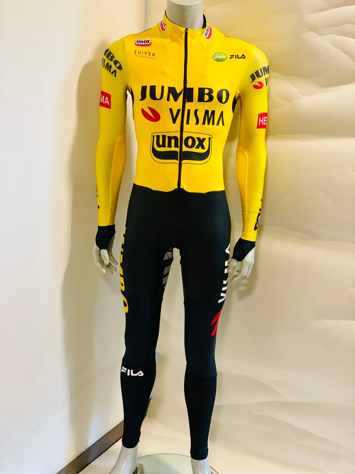 Schaatskleding schaatspak snelpak speedsuit maat M Fila, Sport en Fitness, Ophalen of Verzenden, Zo goed als nieuw