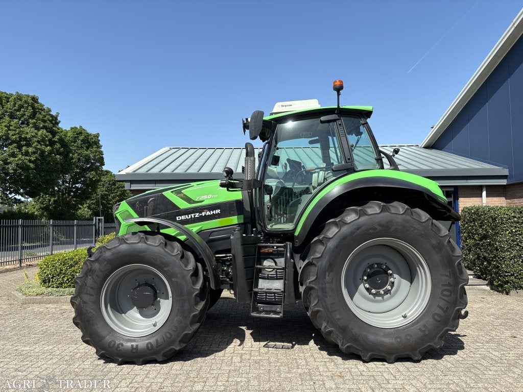 DEUTZ FAHR AGROTRON 7250 TTV GPS, geveerde vooras en cabine., -, Niet opgegeven, Ophalen of Verzenden, Meer dan 160 Pk