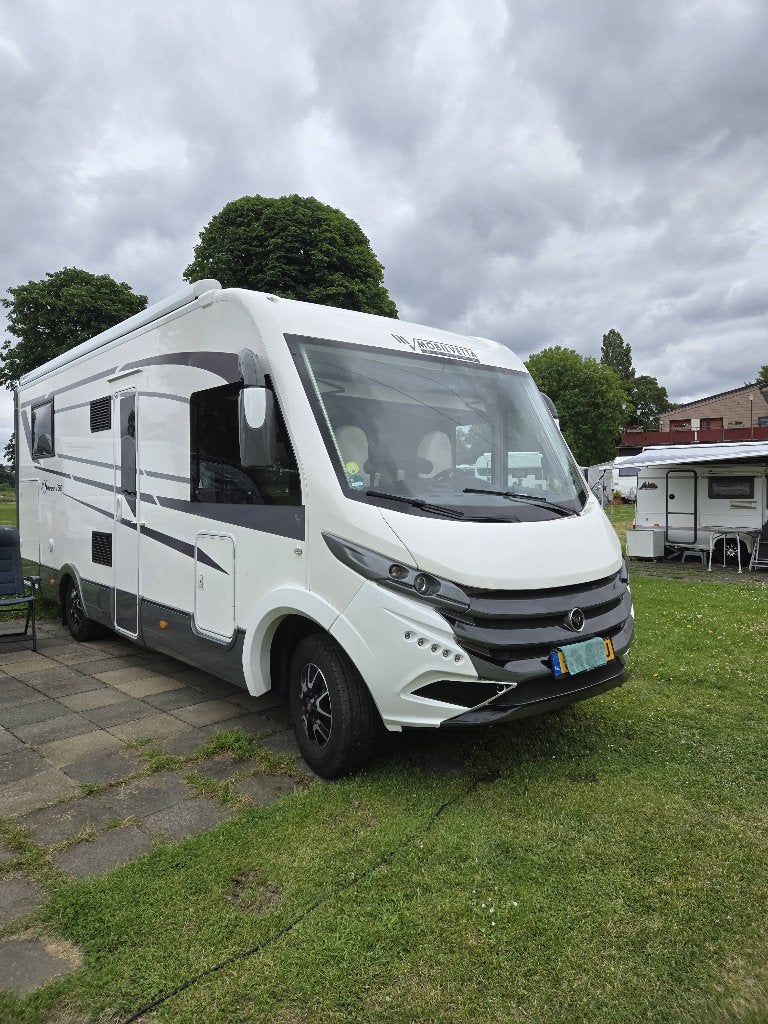 Mobilvetta kea i58  165 pk luchtvering, Chemisch toilet, Ringverwarming, 7 tot 8 meter, Particulier