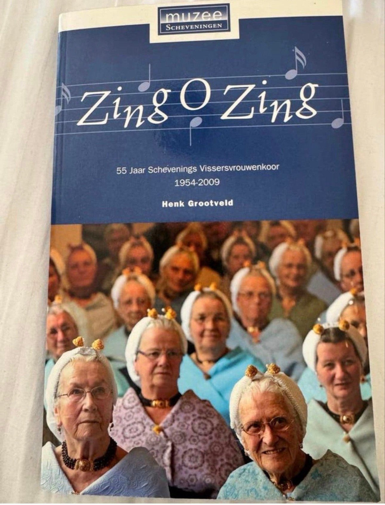 Zing O Zing: 55 jaar Schevenings Vissersvrouwenkoor, Ophalen of Verzenden, Zo goed als nieuw