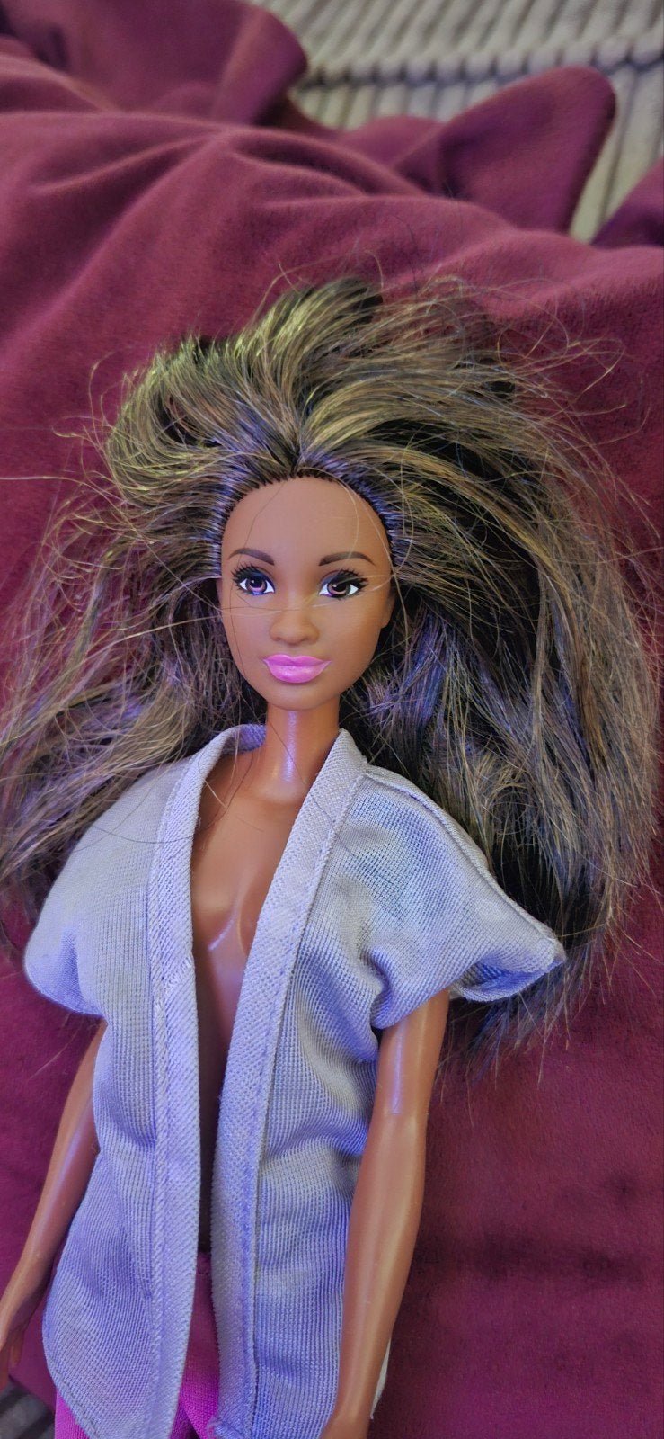 Barbie Fashion pop met roze broek en paars jasje, Ophalen of Verzenden, Gebruikt, Barbie