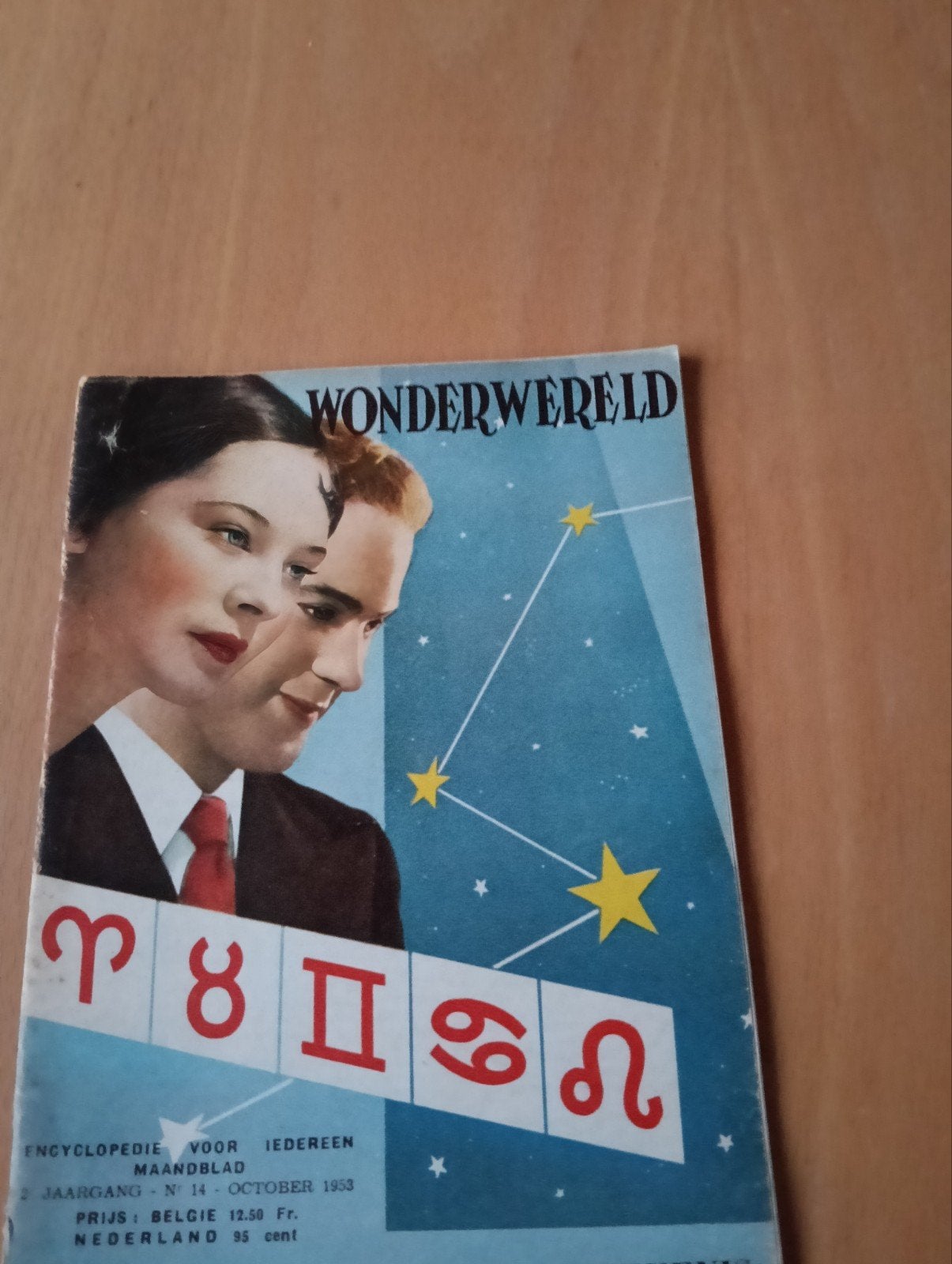 Wonderwereld Maandblad - De Dierenriem en zijn Betekenis, Boeken, Ophalen of Verzenden, Gelezen, Overige typen