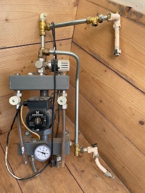 verdeler vloerverwarming, Ophalen, 30 tot 80 cm, Gebruikt, Overige typen