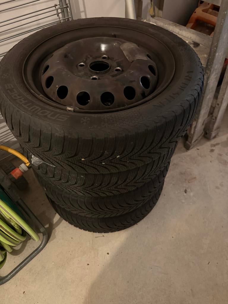 Winterbanden set Vredestein Snowtrac 5 Peugeot 107 155/65R14, Ophalen, 14 inch, Gebruikt, 155 mm