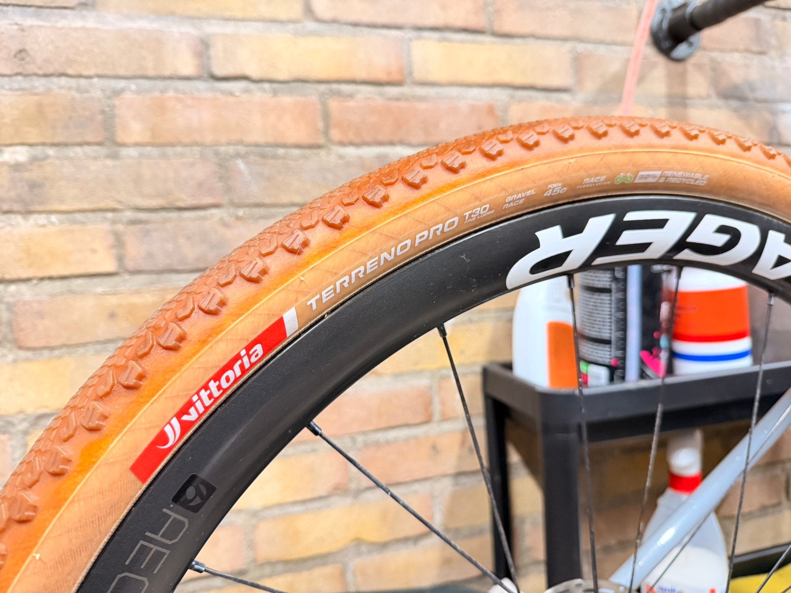 2 Vittoria Terreno pro T30  - 700 / 45 gravelband, Ophalen of Verzenden, Zo goed als nieuw