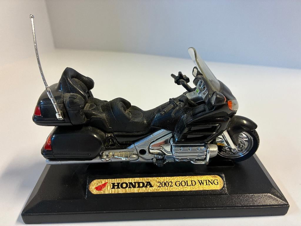 59684: Honda Goldwing - 2002 - Motormax 1:18, Gebruikt, Ophalen of Verzenden, Motor, Bachsatztstr. 54 D 72131 Ofterdingen, Germany
