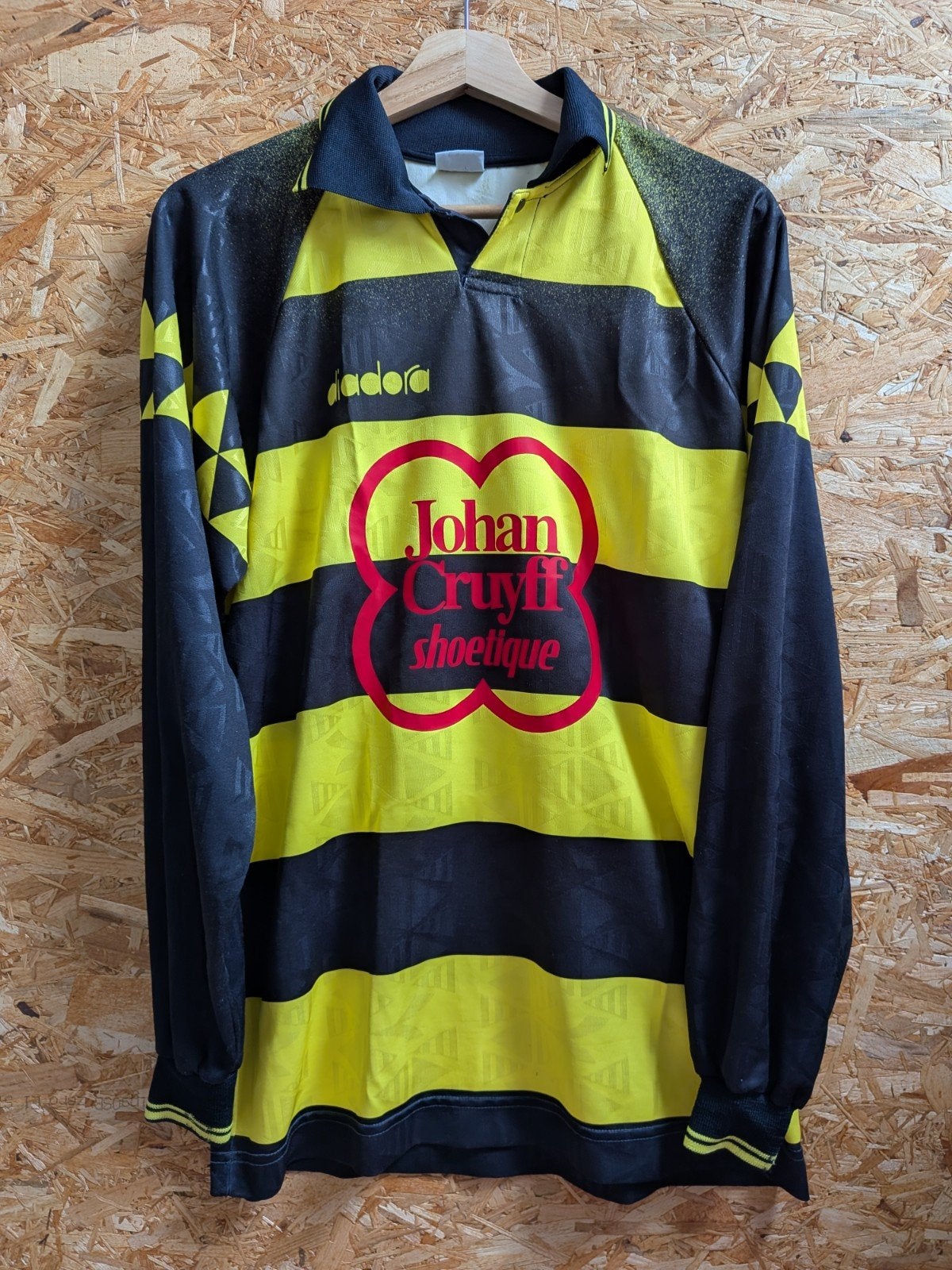 Johan Cruyff Shoetique Diadora Vintage voetbalshirt maat L, Sport en Fitness, Voetbal, Maat L, Ophalen of Verzenden, Zo goed als nieuw