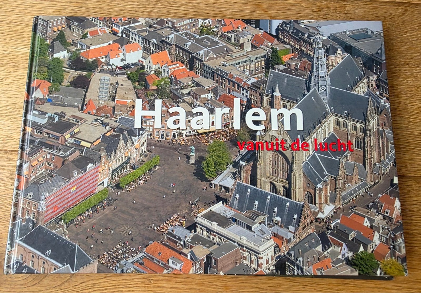 Haarlem van uit de lucht, Boeken, Ophalen of Verzenden