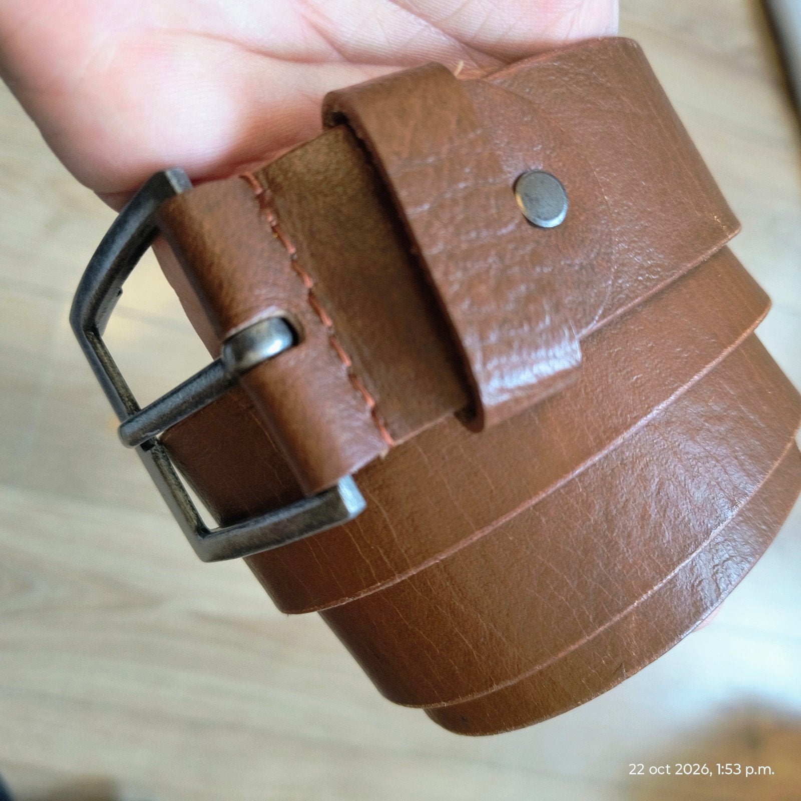 Luigi Lamberto Leren Riem Bruin, 106 cm 4 cm breedte, Bruin, Echt leder, Riem of Ceintuur, Gedragen