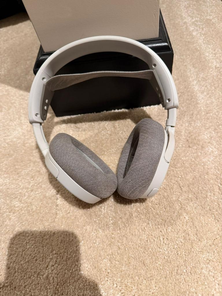 Te koop headset, Ophalen of Verzenden, Gaming headset, Zo goed als nieuw