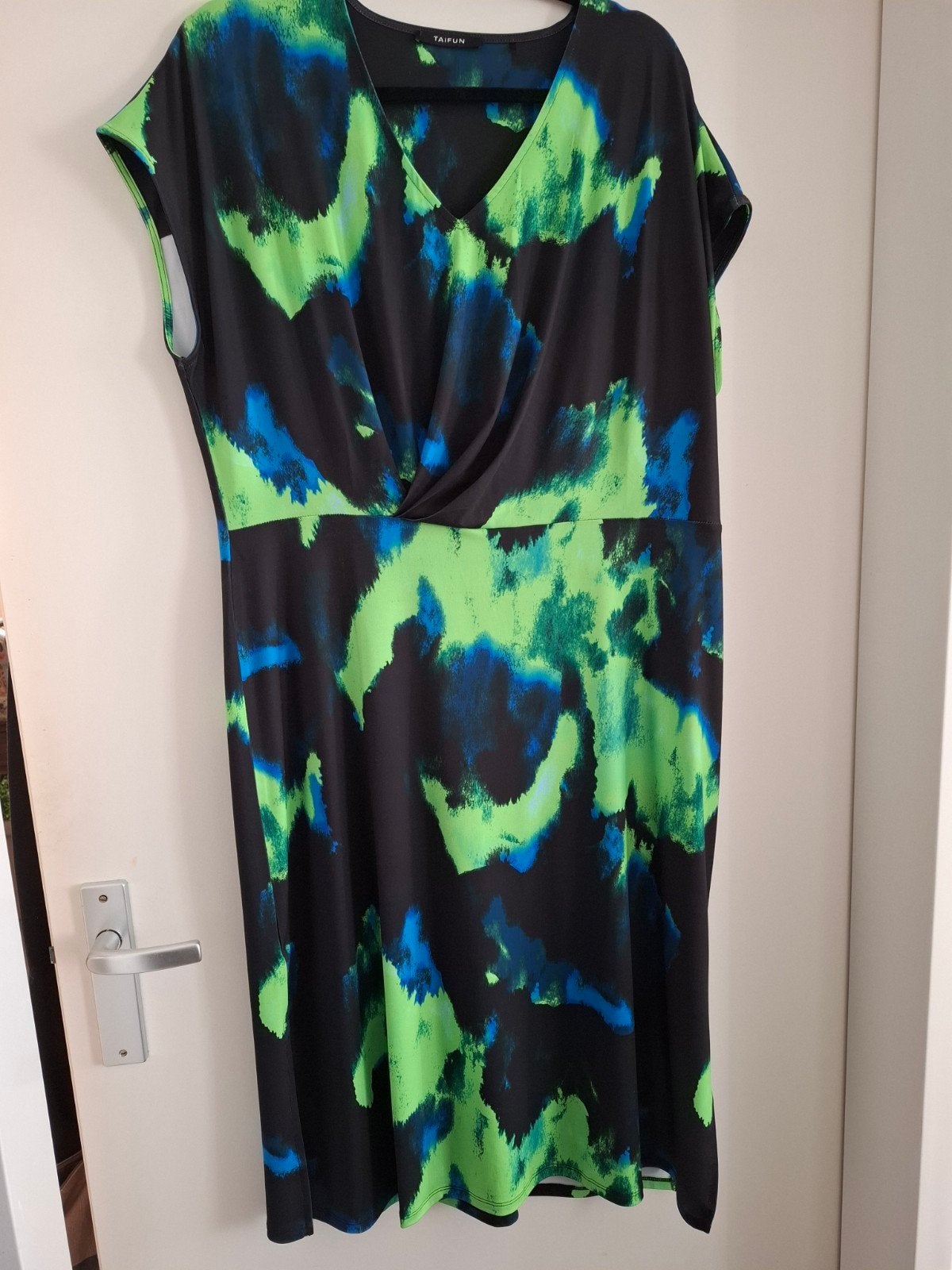 Taifun Gerry Weber 46/48 nieuw zwart groen blauw strech, Ophalen of Verzenden, Nieuw, Zwart, Jurk