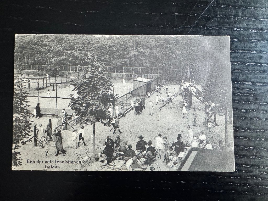 tennis op tennisbanen Bataaf den Haag, Verzamelen, Ophalen of Verzenden, 1920 tot 1940, Gelopen, Zuid-Holland