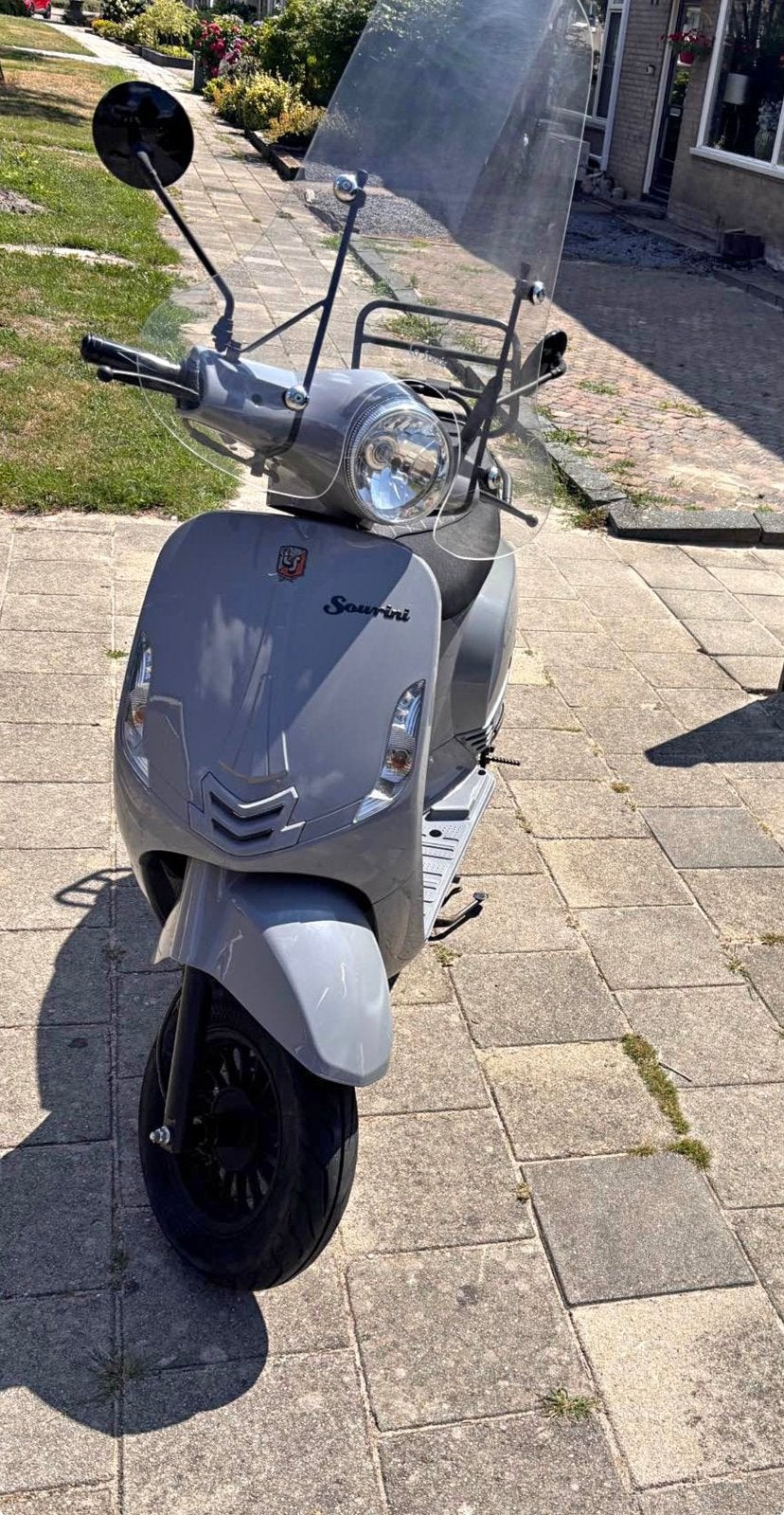 La souris scooter, Fietsen en Brommers, Ophalen of Verzenden, Zo goed als nieuw, Benzine, Overige modellen