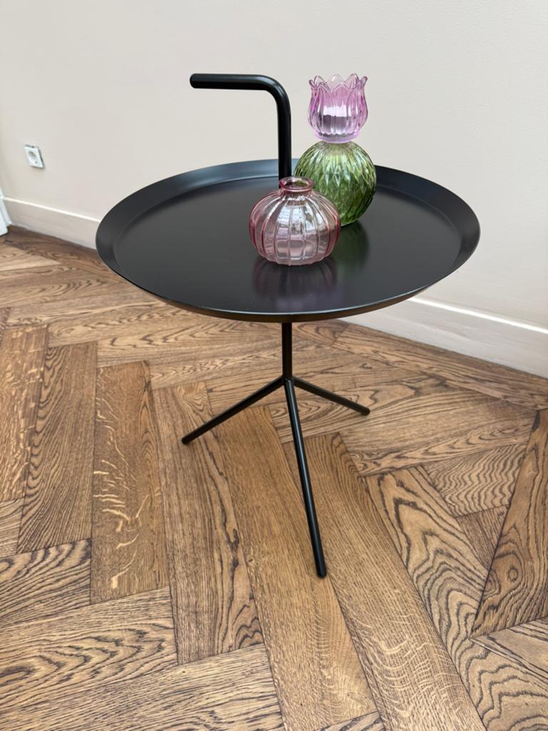 Zwarte metalen bijzettafel HAY, Huis en Inrichting, Tafels | Bijzettafels, Minder dan 55 cm, Gebruikt, Metaal of Aluminium, Rond