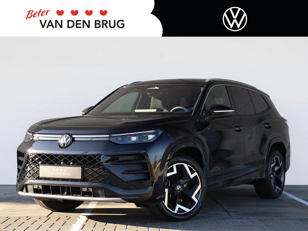 Volkswagen Tayron 1.5 eHybrid R-Line Edition 272PK DSG | Led, 4 cilinders, 2000 kg, Zwart, Plug-in hybride