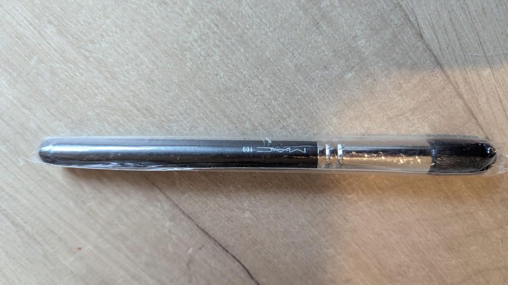 MAC 109 brush kwast, Overige kleuren, Gehele gezicht, Nieuw, Ophalen of Verzenden