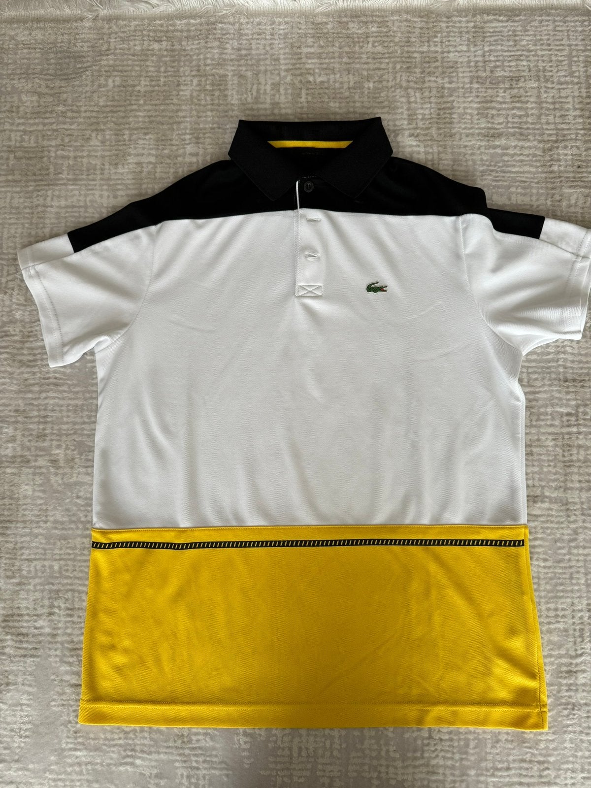 Mooie lacoste shirt. Maat 164, Ophalen of Verzenden, Zo goed als nieuw, Jongen, Shirt of Longsleeve