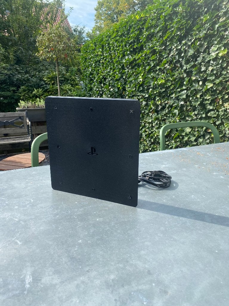 Playstation 4 slim incl 2 ps4 controllers (goede conditie), Spelcomputers en Games, Spelcomputers | Sony PlayStation 4, Ophalen