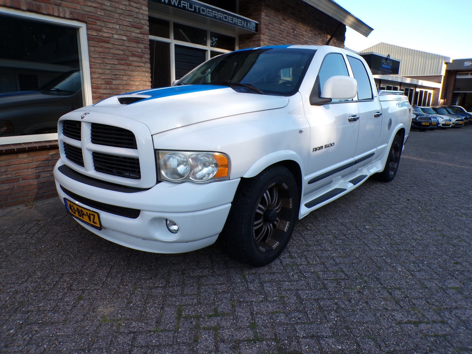 Dodge DODGE RAM 1500 Automaat / Leder / LPG G3, Auto's, Automaat, 238 pk, Gebruikt, Wit