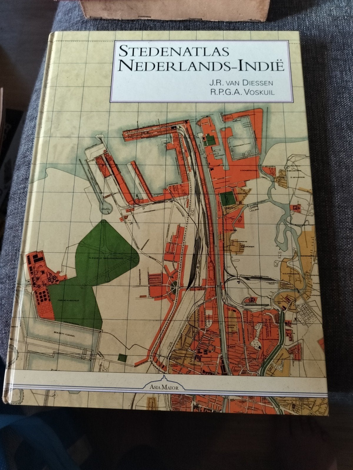 NIEUW Stedenatlas Nederlands-Indië - J.R. van Diessen &Vo, Overige atlassen, J.R. van Diessen, R.P.G.A. Voskuil, Overige gebieden