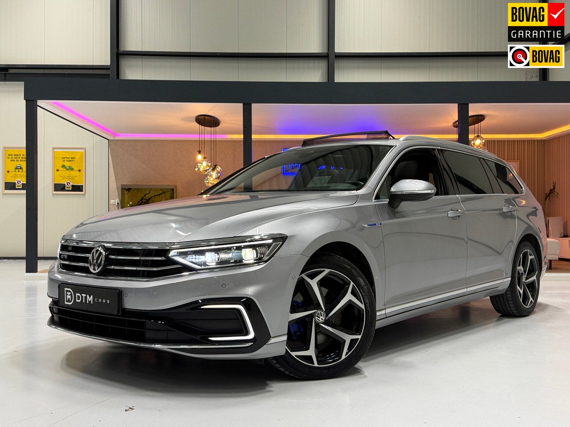 Volkswagen Passat Variant GTE 218pk DSG | Pano | Trekhaak |, Dealer onderhouden, 4 cilinders, Adaptive Cruise Control, Nieuw