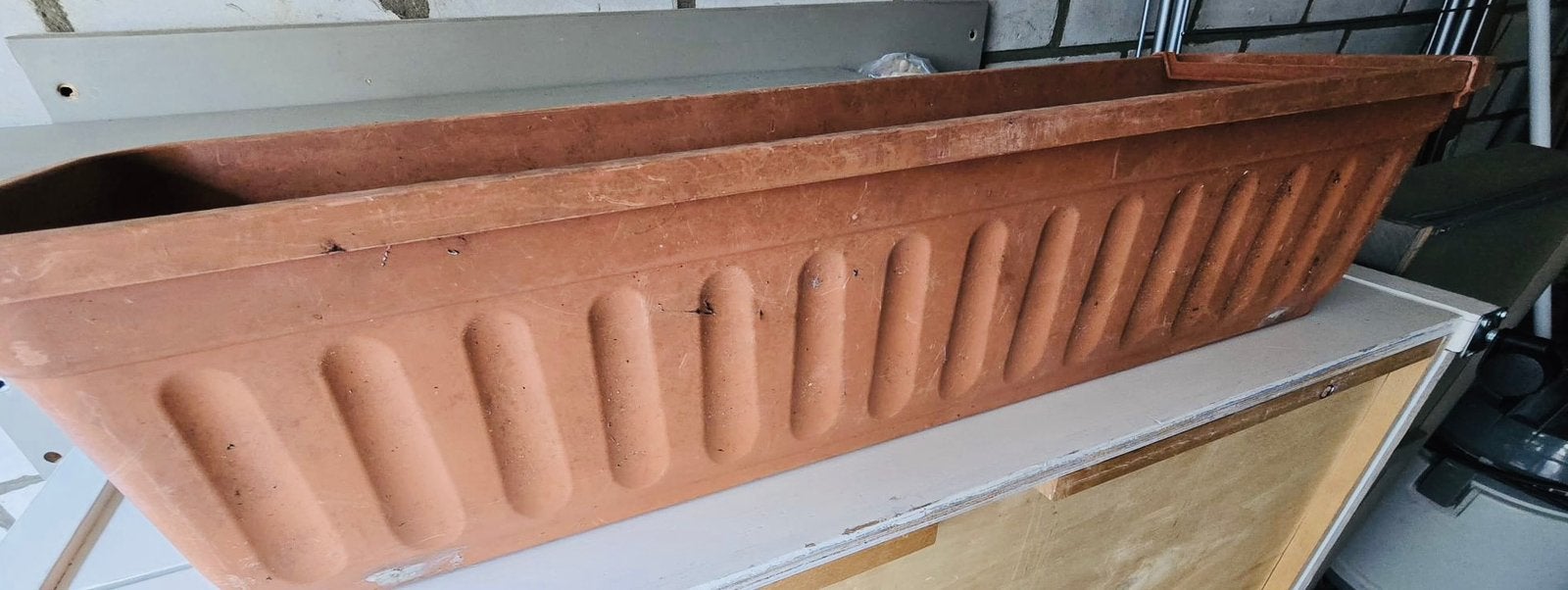 Terracotta kleur bloembak kunststof, Ophalen, Zo goed als nieuw, Rond, Kunststof