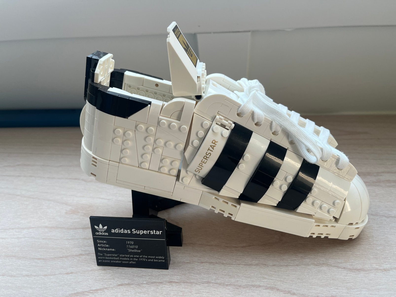 LEGO Adidas Superstar 10282, Ophalen of Verzenden, Zo goed als nieuw