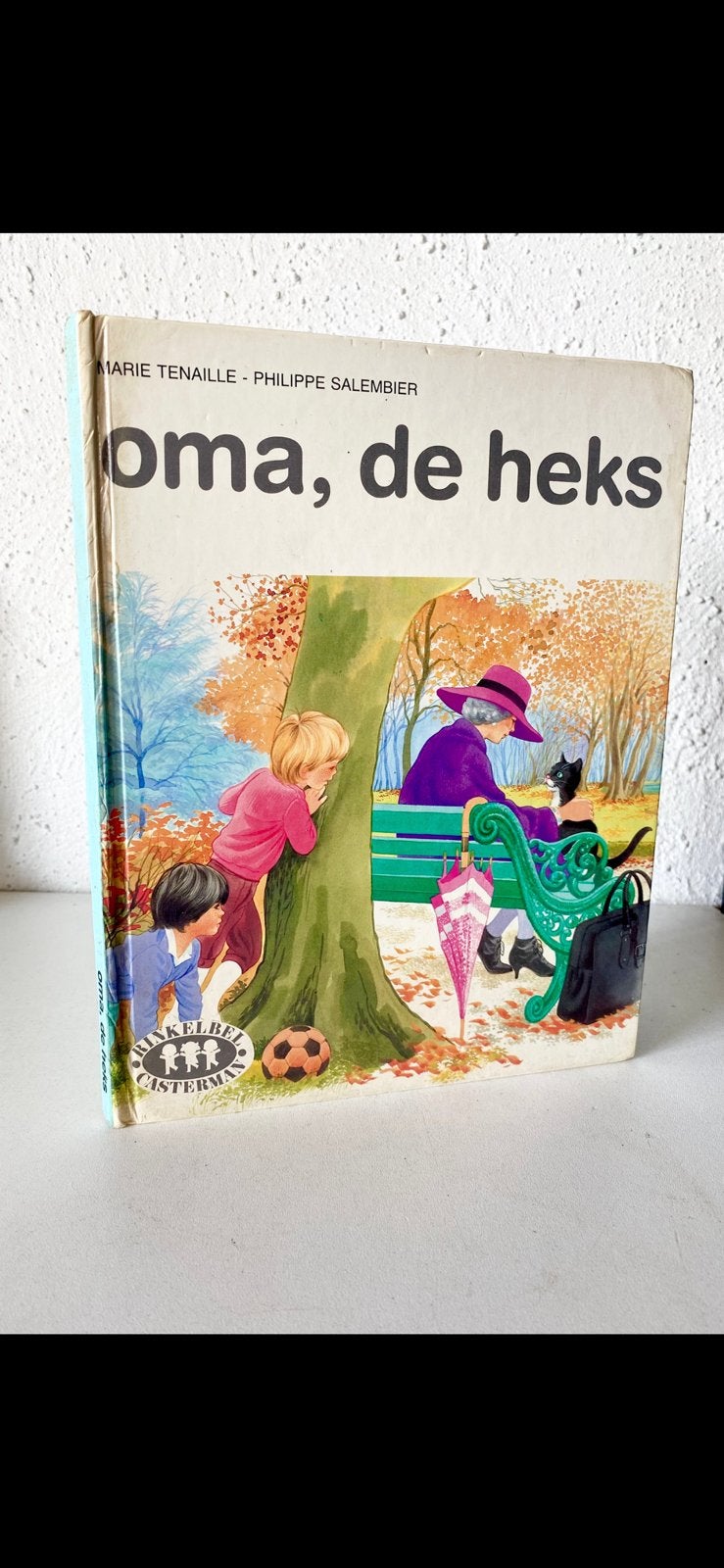 jeugdboek: ‘OMA, DE HEKS’  (1983), Ophalen of Verzenden, Gelezen, Fictie algemeen