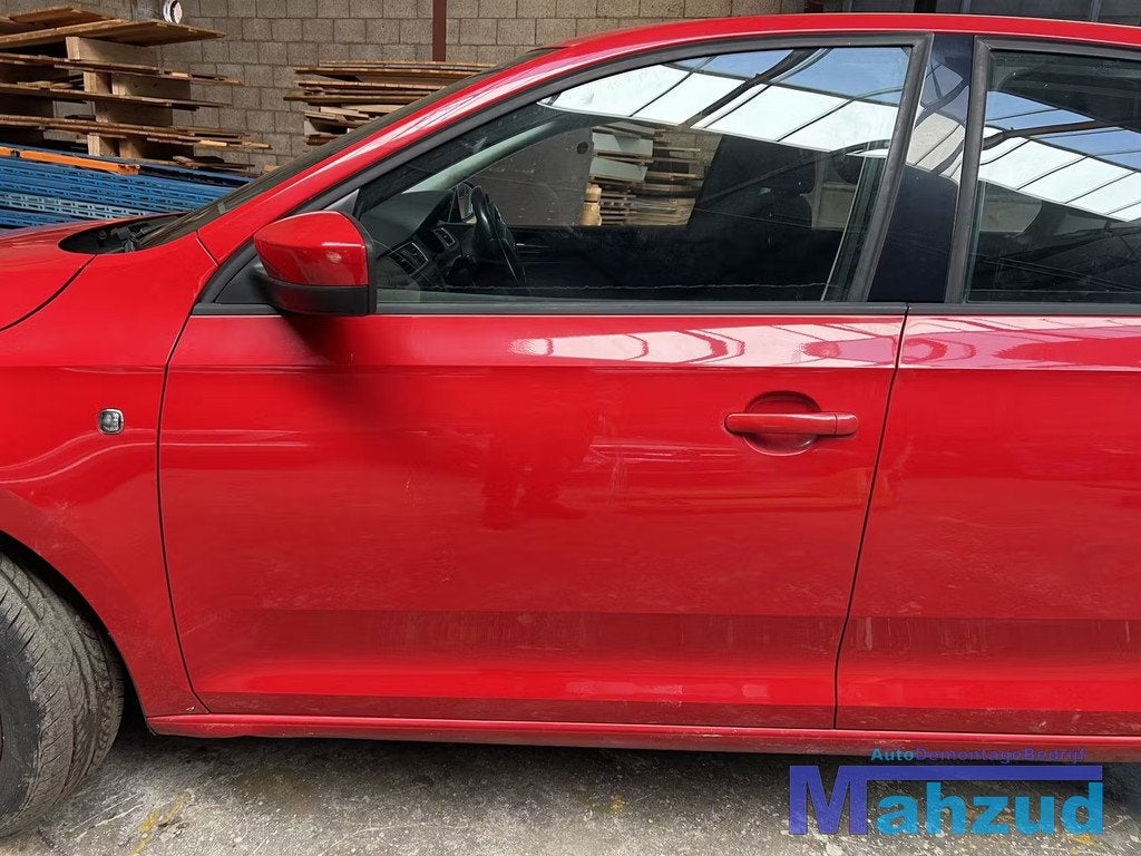SEAT TOLEDO 4 ROOD links voor deur portier 2012-2019, Gebruikt, Deur, Autovia A-2, Km 585 585
08760  Martorell, ES, Voor